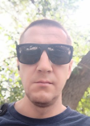 Сергей из Волгограда 40 лет