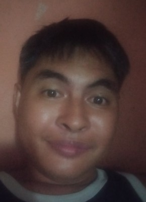 Levy, 33, Pilipinas, Calumpit