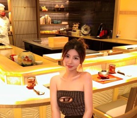 wang, 35, Quanzhou