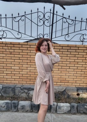 Лариса, 26, Россия, Бичура