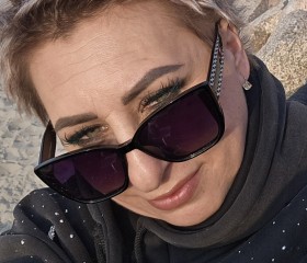 Irina, 52, Zelenogradsk