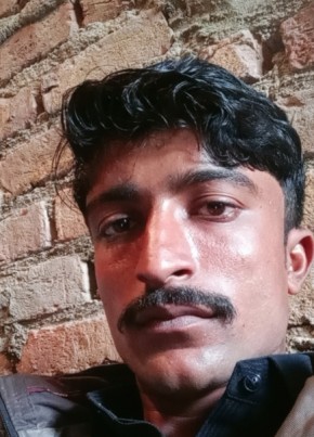 Sarfaraz, 20, پاکستان, بدین‎