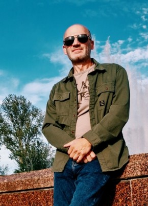 Дмитрий из Санкт-Петербурга 53 года