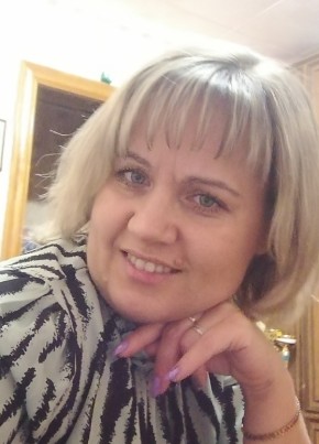Лариса, 42, Россия, Вологда