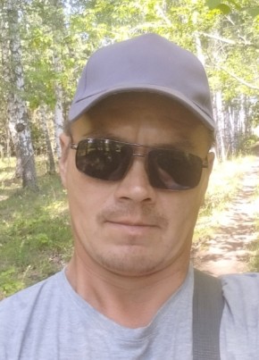 Алексей из Урмары 48 лет