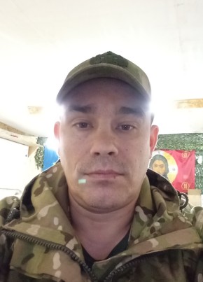 Roman, 44, Canada, Toronto