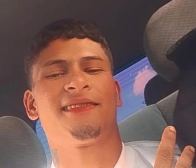Paul, 23, Caracas