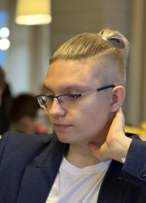 Никита из Санкт-Петербурга 20 лет