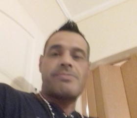 Javier, 24, Yellowknife