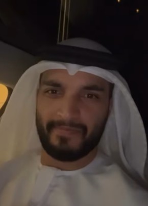 خالد из عجمان 18 лет