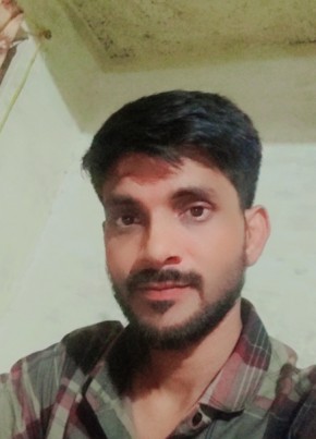 Nadeem, 23, India, Safīpur