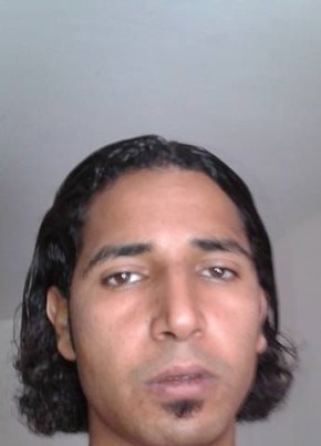 محمد, 33, اَلْجَمَاهِيرِيَّة اَلْعَرَبِيَّة اَللِّيبِيَّة اَلشَّعْبِيَّة اَلإِشْتِرَاكِيَّة, بنغازي