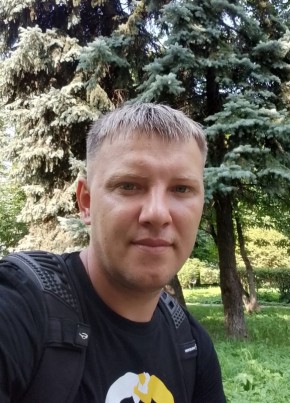 Максим из Лихославли 33 года