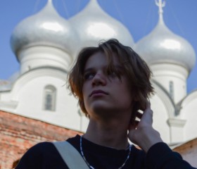 Михаил, 18 лет, Санкт-Петербург