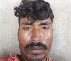 Hiyh, 18, Ahmedabad
