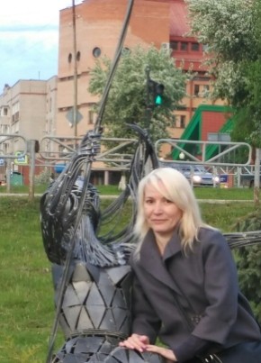 Лара, 55, Россия, Екатеринбург