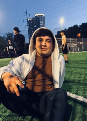 Хасан из Москвы 21 год