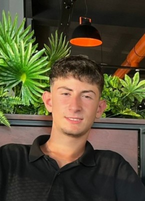 Burhan из Adana 18 лет