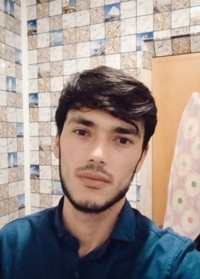 Идибек из Екатеринбурга 25 лет