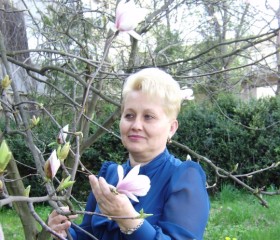 Ольга, 65 лет, Чернівці