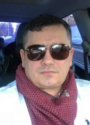 Виталий из Ижевска 47 лет