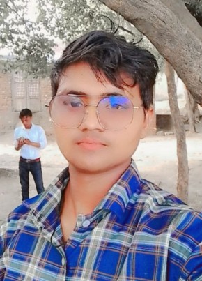 Chandan Bhai, 18, India, Delhi