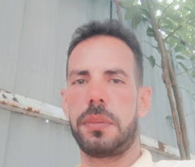 Khaled, 40, Shah Alam