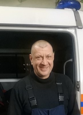 Дмитрий из Серпухова 54 года