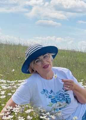 Елена из Иркутска 64 года