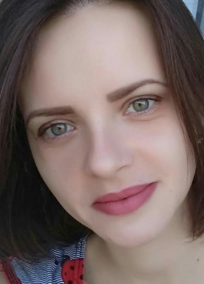 Иришка, 35, Россия, Москва