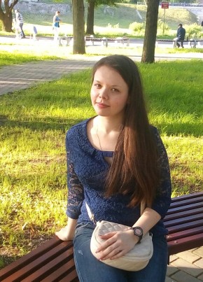 Алина, 30, Россия, Псков