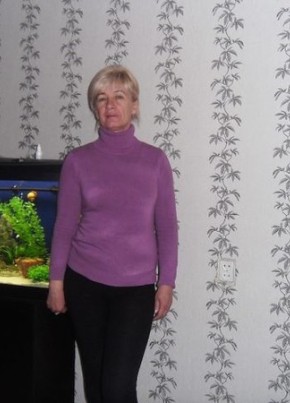 Лена, 62, Россия, Феодосия