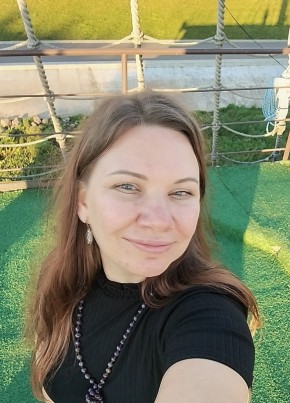 Людмила из Великого Новгорода 44 года