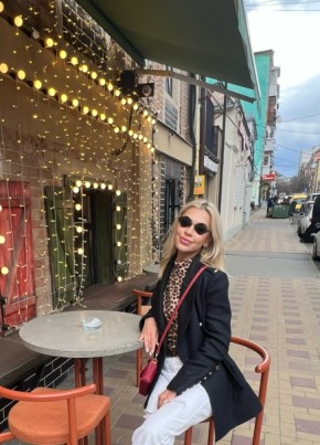 Olechka, 42, Russia, Yaroslavl
