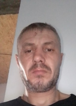 Viktor, 43, Russia, Novorossiysk