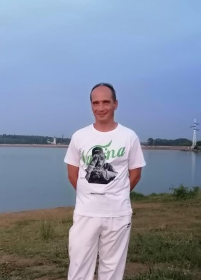 Михаил из Кольчугино 45 лет