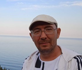 Игорь, 48 лет, Алушта