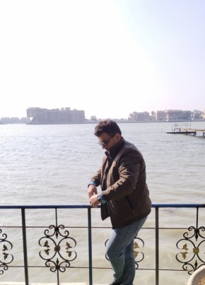 M.Al.M, 37, Iraq, Al Basrah