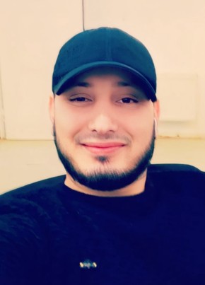 Сухроб из Донецка 18 лет