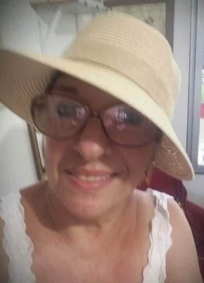 Nora, 59, República Federativa do Brasil, Florianópolis