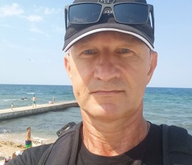 Игорь, 55 лет, Севастополь
