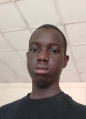 Yves, 25, Cameroon, Garoua