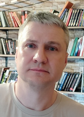 Михаил из Rīga 47 лет