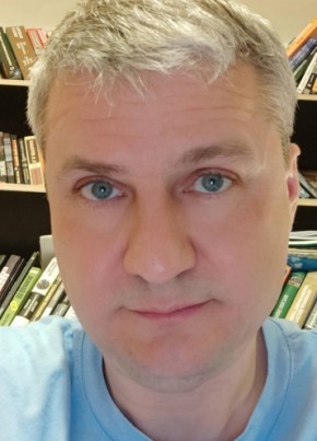Михаил из Rīga 47 лет