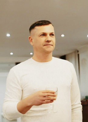 Валерий из Саратова 45 лет