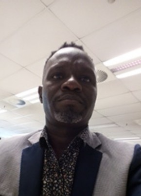 Sergio Tungo, 48, República de Angola, Loanda