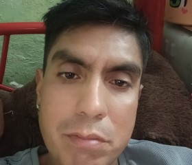 Oscar López Agui, 41, Ecatepec