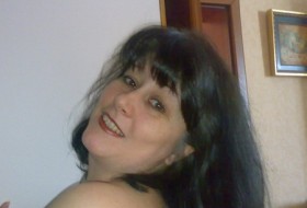 Galina, 60 - Just Me