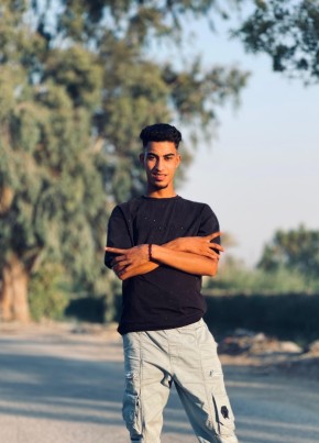 يوسف из القاهرة 19 лет