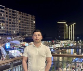 Emil, 28, Moscow